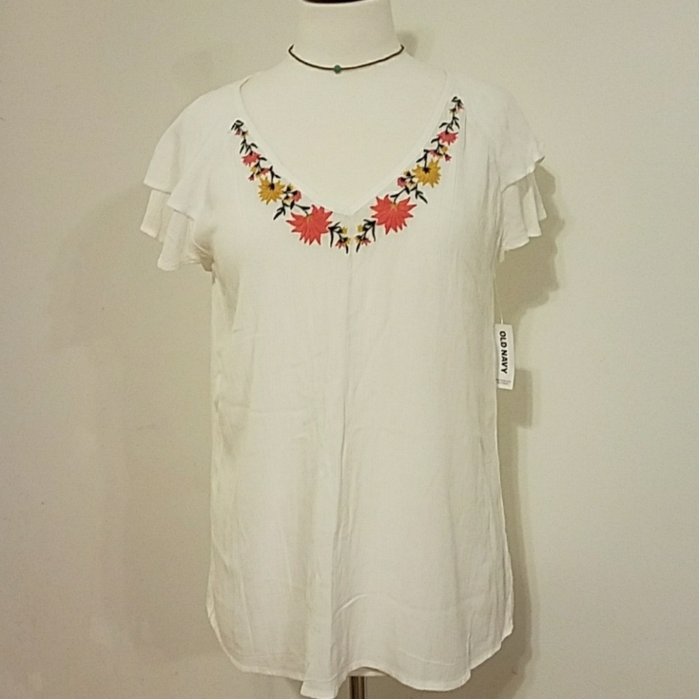 NWT Off White  Embroider Floral Design Top